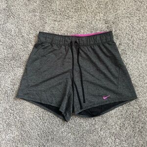 Women’s Nike Dri-Fit Short Size Small